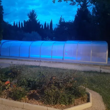 Le Jardin Provencal 2 *