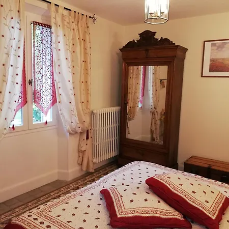 Holiday home Le Jardin Provencal 2 *