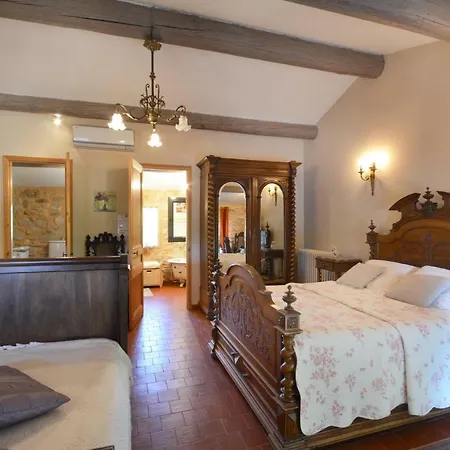 Le Jardin Provencal 2 * Le Thor